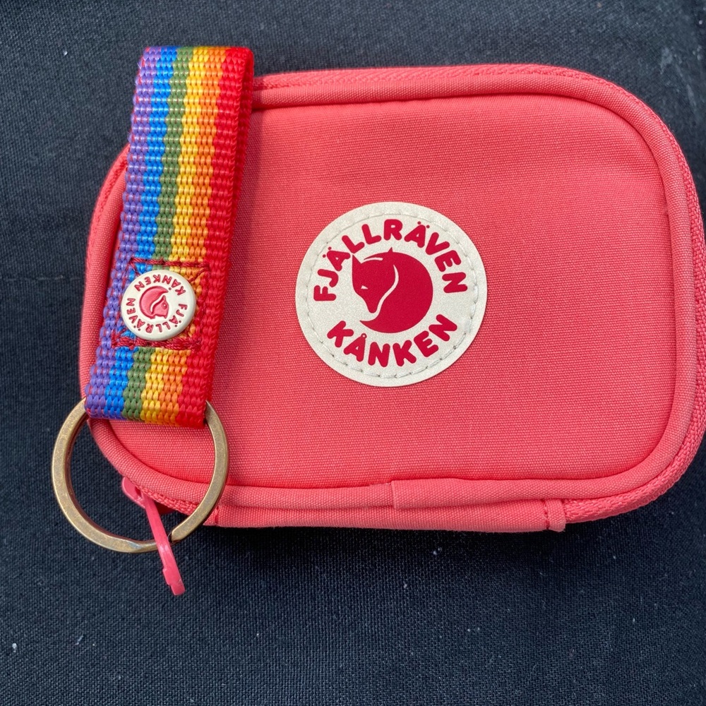 Pink Fjallraven Kanken